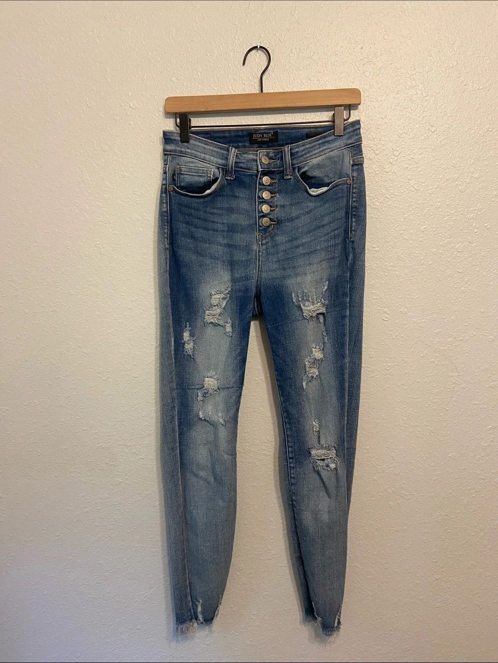 Judy Blue Medium Wash Skinny Fit Distressed Button Fly Jeans Size 7/28